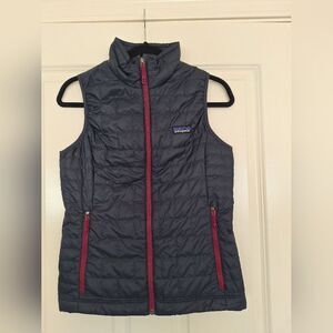 Patagonia Women's Navy Quilted Vest